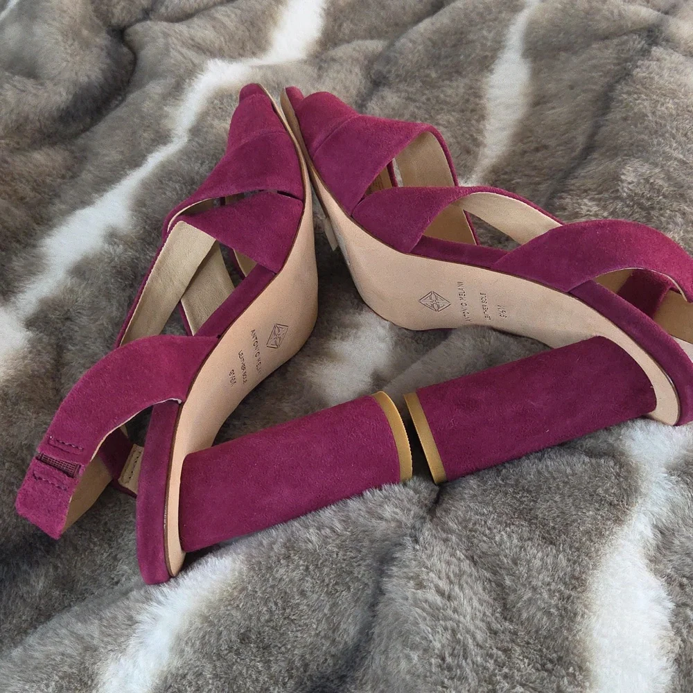ANTONIO MELANI Magenta Suede Block Heel Sandals